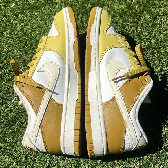NWT NIKE Retro Casual Shoes