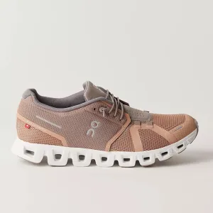 NWT On Cloud 5 Sneakers with extra laces