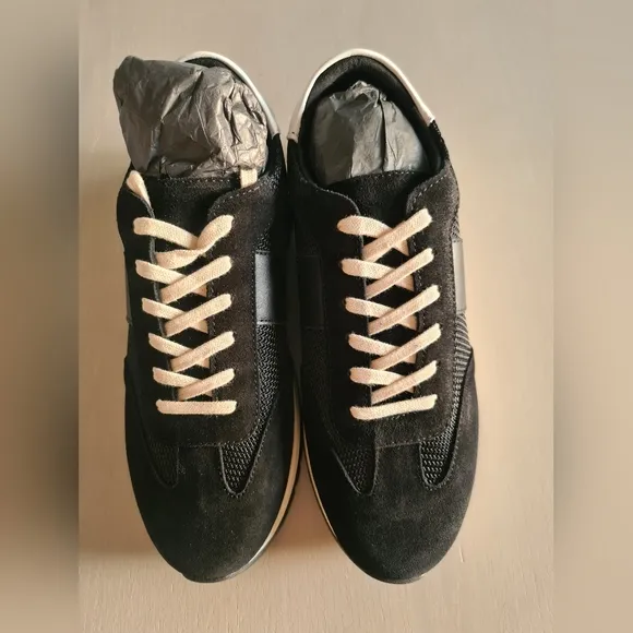 NWT Paige Maya Sneaker Black Size 8