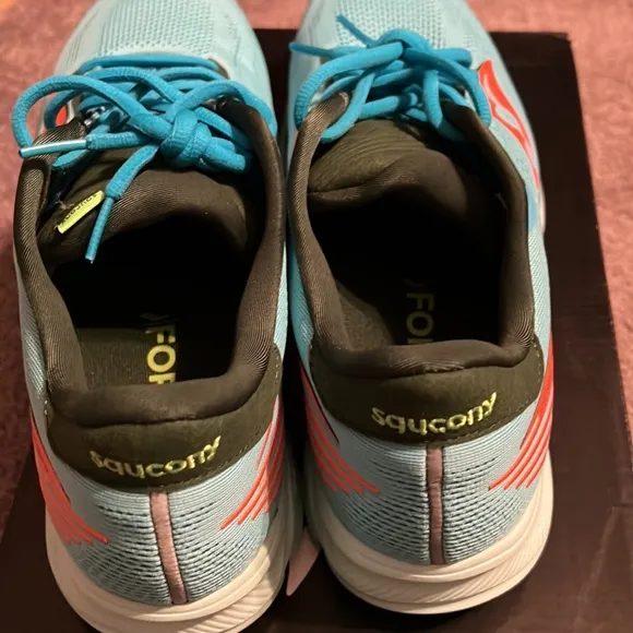 NWT size 11.5 saucony ride 14