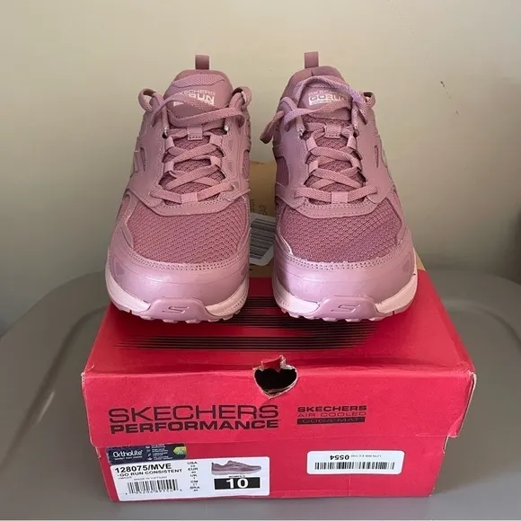 NWT Skechers GO RUN Consistent Energize Sneakers Mauve Womens