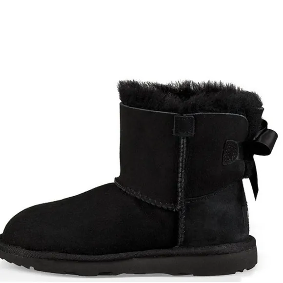 NWT UGG Girl's Mini Bailey Bow Water Resistant Boots Toddler Size 7