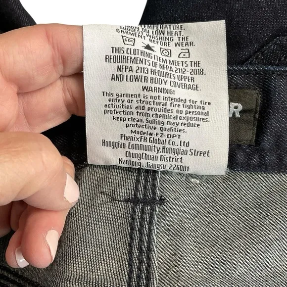 NWT Wolverine FR Flame Resistant Stretch Rince Wash Denim Size 30 X 34