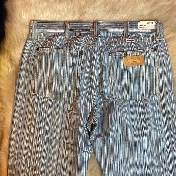 NWT Wrangler Sunset Stripe Mid-Rise Straight Jeans 30x29 free people