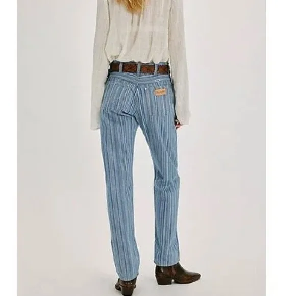 NWT Wrangler Sunset Stripe Mid-Rise Straight Jeans 30x29 free people
