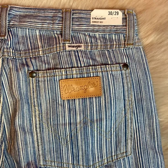 NWT Wrangler Sunset Stripe Mid-Rise Straight Jeans 30x29 free people
