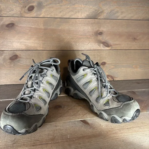 oboz sawtooth II mens size 9 wide shoes green leather athletic hiking sneakers