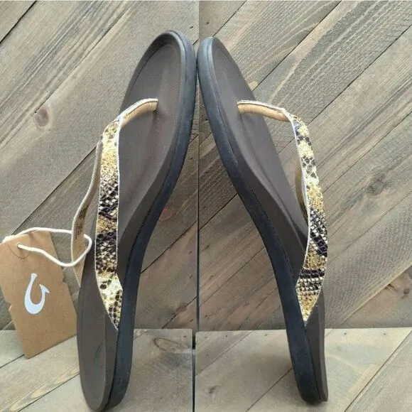 Olukai Ho'opio Leather Flip Flop Sandals Womens Size 7‎ Brown Casual Snake Print