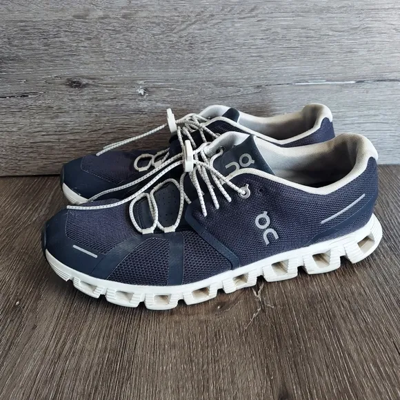 On Cloud 5 Running Shoe - Midnight - Size 10
