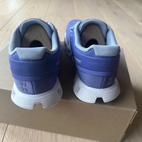 On Cloud 5 Running Sneakers - Blueberry/Feather