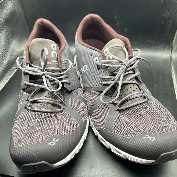 On Cloud 5 Sneakers Mens Size 11.5 Athletic Casual Comfort Running Shoes