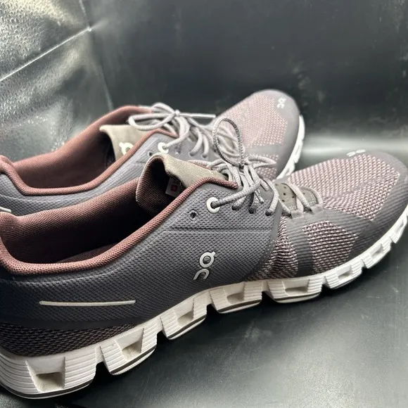 On Cloud 5 Sneakers Mens Size 11.5 Athletic Casual Comfort Running Shoes