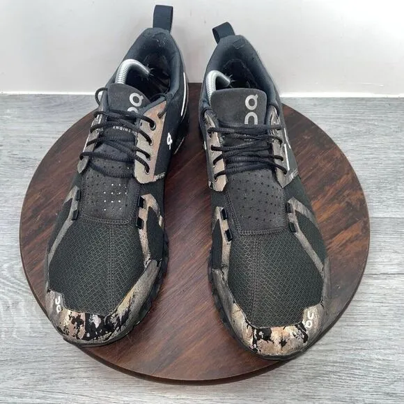 On Cloud Men’s 10.5 Black Swiss Engineering OC Running Sneakers Shoes *FLAWS