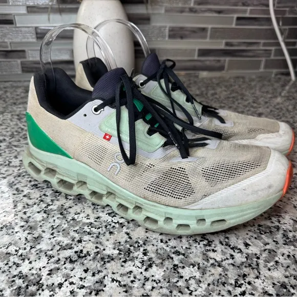 ON Cloud Running Cloudstratus Men's Shoes Size 10.5
