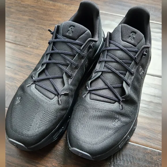 ON cloud RUNNING Cloudtilt Sneakers Eclipse/Black, Men's size 12. New with box