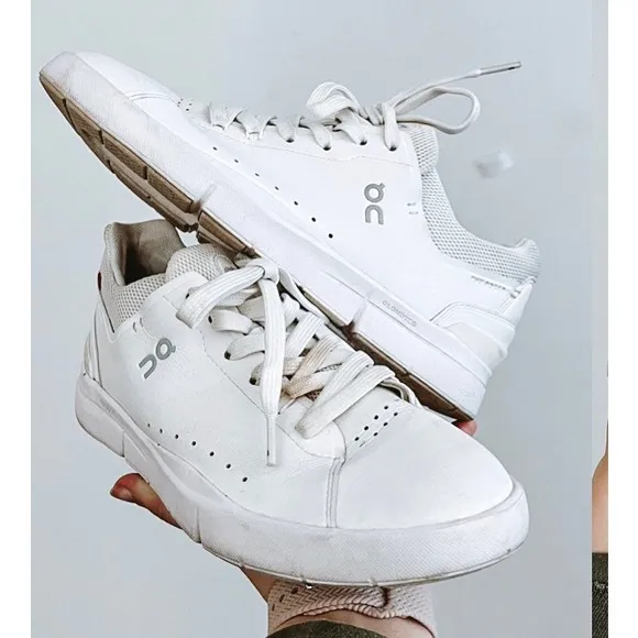 On Cloud Running Tennis Shoes The Rodger Sneakers