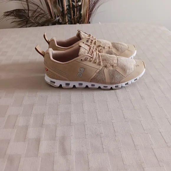 On Cloud Terry Running Sneakers