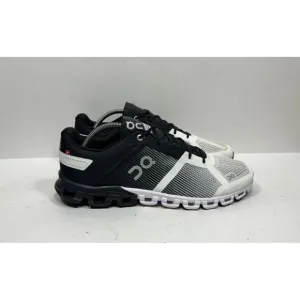 On Cloudflow 2.0 Black White Athletic Running Shoes Men's Size 10 Sneakers
