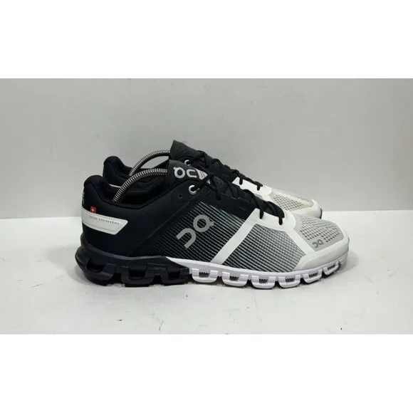 On Cloudflow 2.0 Black White Athletic Running Shoes Men's Size 10 Sneakers