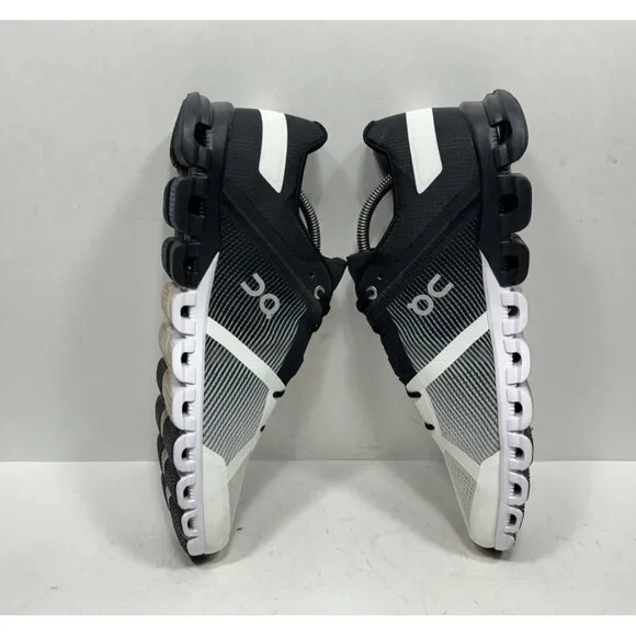On Cloudflow 2.0 Black White Athletic Running Shoes Men's Size 10 Sneakers