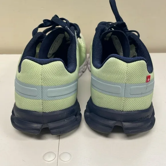 On Cloudflow 3 Running Sneakers