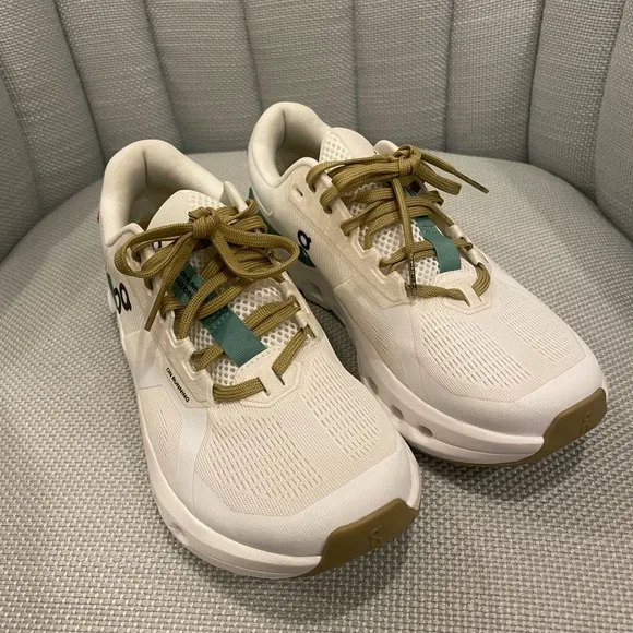 On Cloudrunner 2 Wide Sneakers