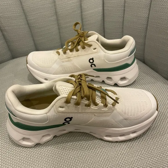 On Cloudrunner 2 Wide Sneakers
