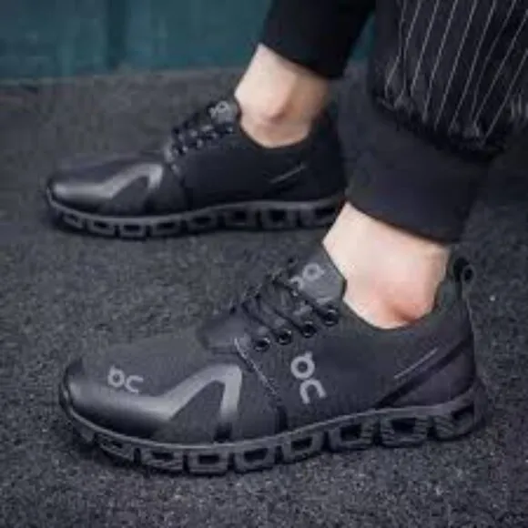 On Running Black Sneakers Man Size 10