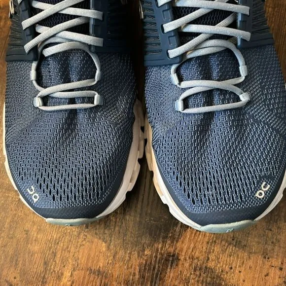 On running Blue  Cloudswift Road Running Sneakers Size 9.5