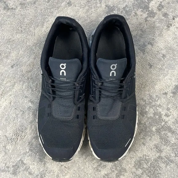On Running Cloud 5 Lightweight Sneakers Running Jogging Comfort Black Sz 12