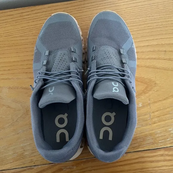 {ON Running} Cloud 5 Women’s Sneakers