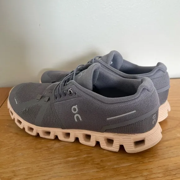 {ON Running} Cloud 5 Women’s Sneakers