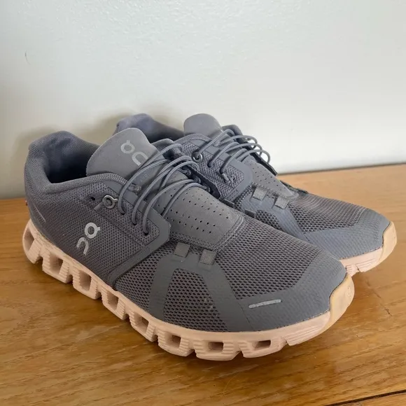 {ON Running} Cloud 5 Women’s Sneakers
