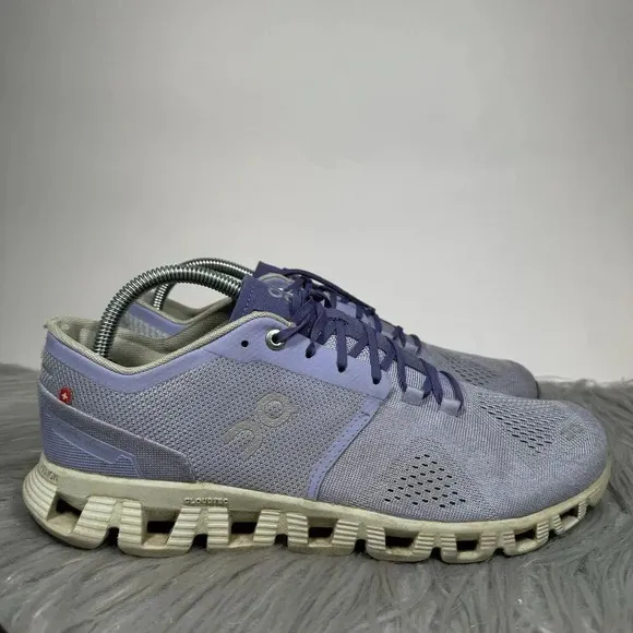 On Running Cloud X Size 10 Purple Lavender Athletic Sneakers