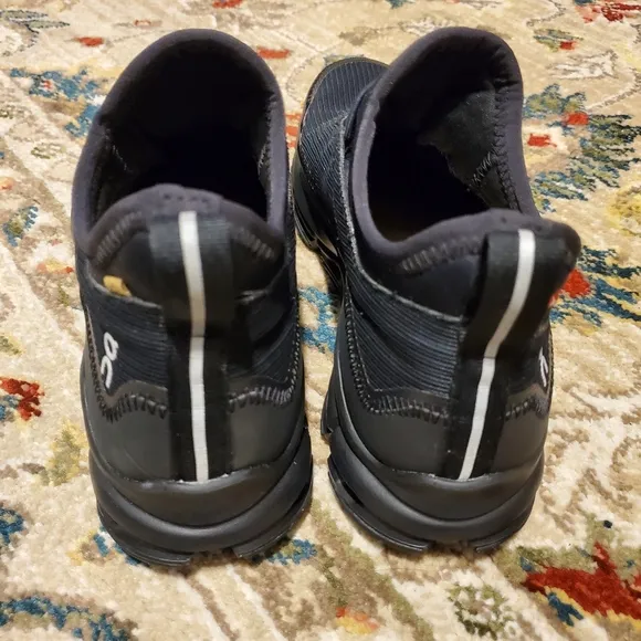 ON RUNNING Cloudaway Waterproof Suma sneakers