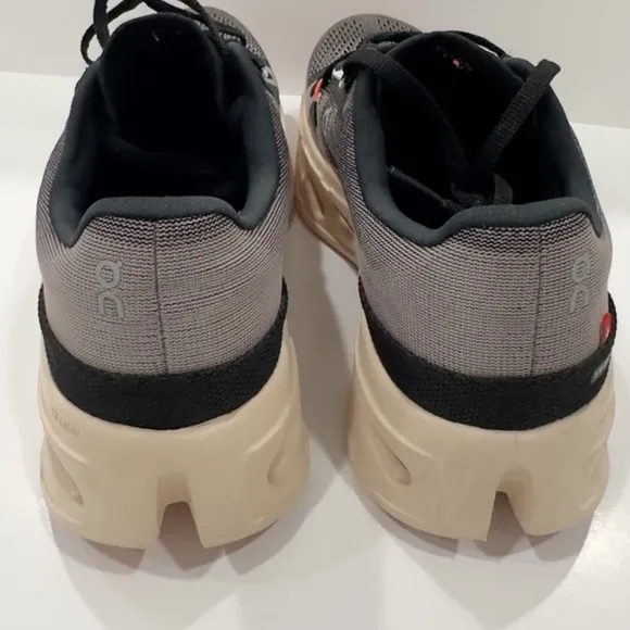 On Running Cloudeclipse Fog/Sand sneakers 7.5