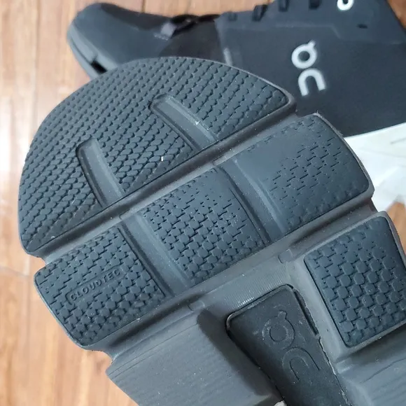 On Running Cloudflyer Sneakers