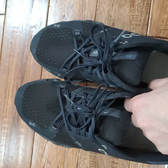 On Running Cloudflyer Sneakers