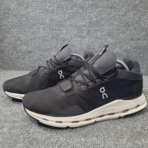 ON Running Cloudnova Men's Sneakers Black 26.99116 5 Sport CloudTec Shoes 10.5