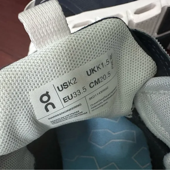 On Running Kids Navy Sneakers