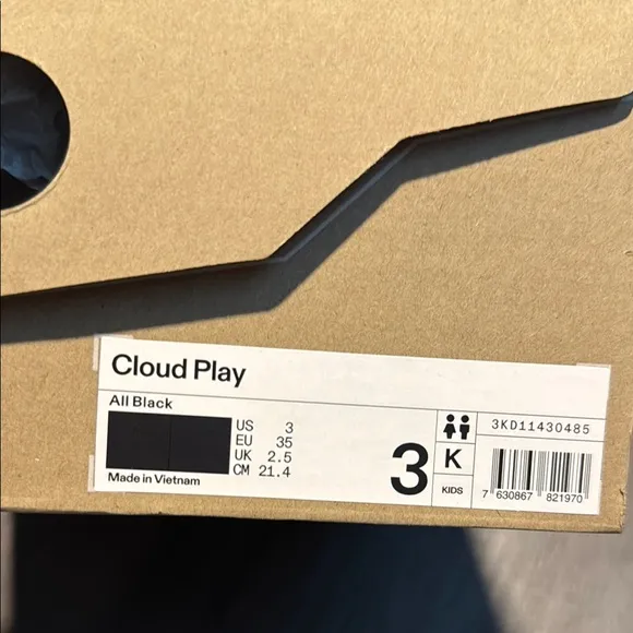 On Running Kids Sneakers in Black