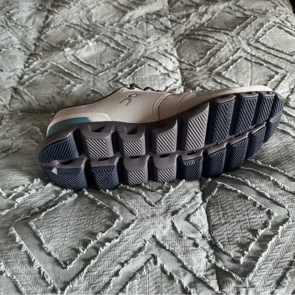 On Running Men's Gray Sneakers