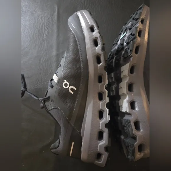 On Running Sneakers, Women's Size 9, Cloudvista 2 Waterproof