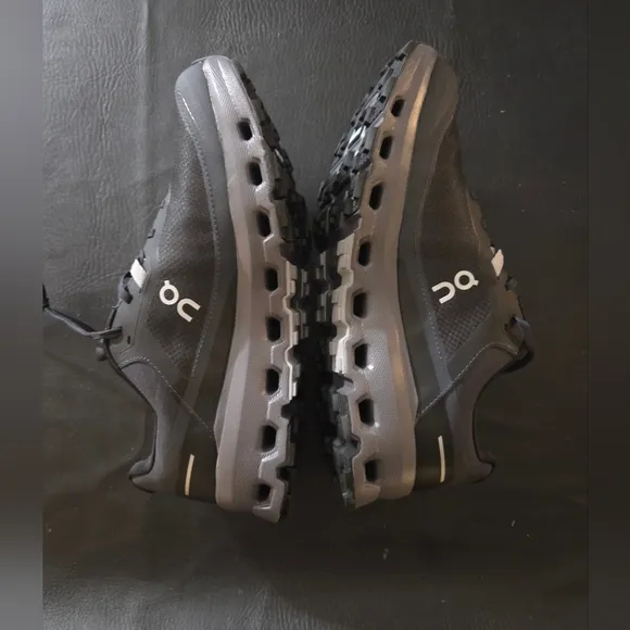 On Running Sneakers, Women's Size 9, Cloudvista 2 Waterproof