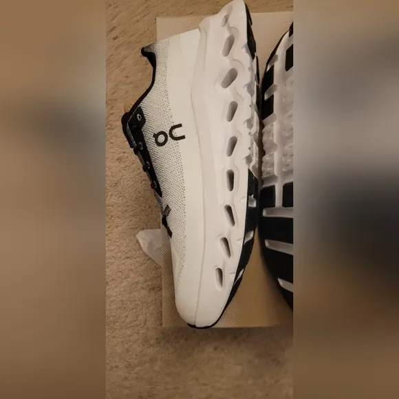 On Running Walking Sneakers Men Cloudtilt Size 9.5