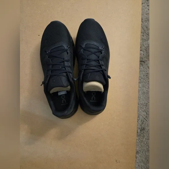 On Running Walking Sneakers, Men's Size 8, Cloudtilt