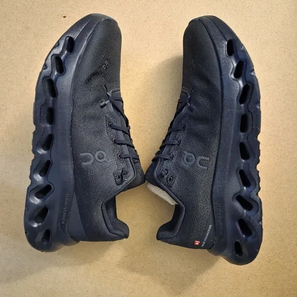 On Running Walking Sneakers, Men's Size 8, Cloudtilt