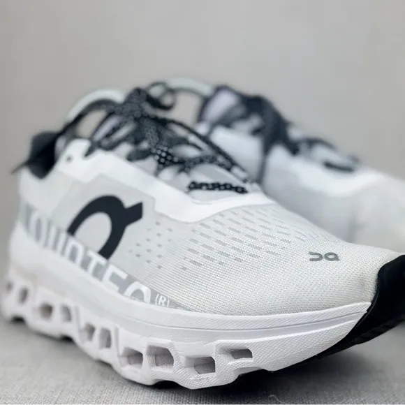 On running Women running Sneakers size US 7.5