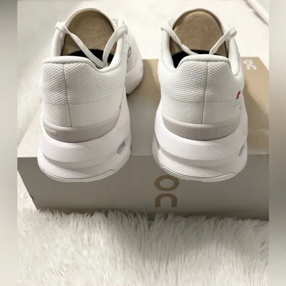 On Running Women’s Cloudpulse Training Sneakers