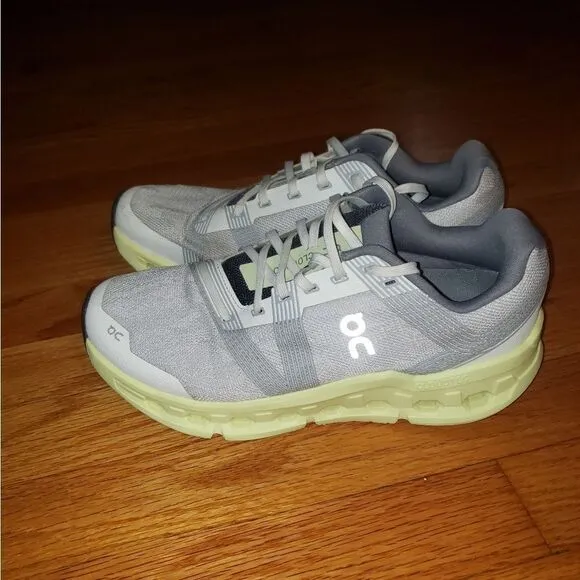 On Running Sneakers Womans Size 8.5
